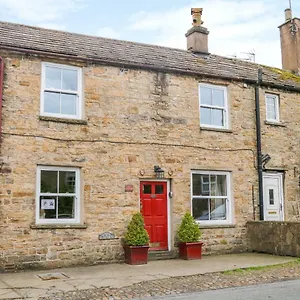 https://marys-cottage.yorkshirehotels.net