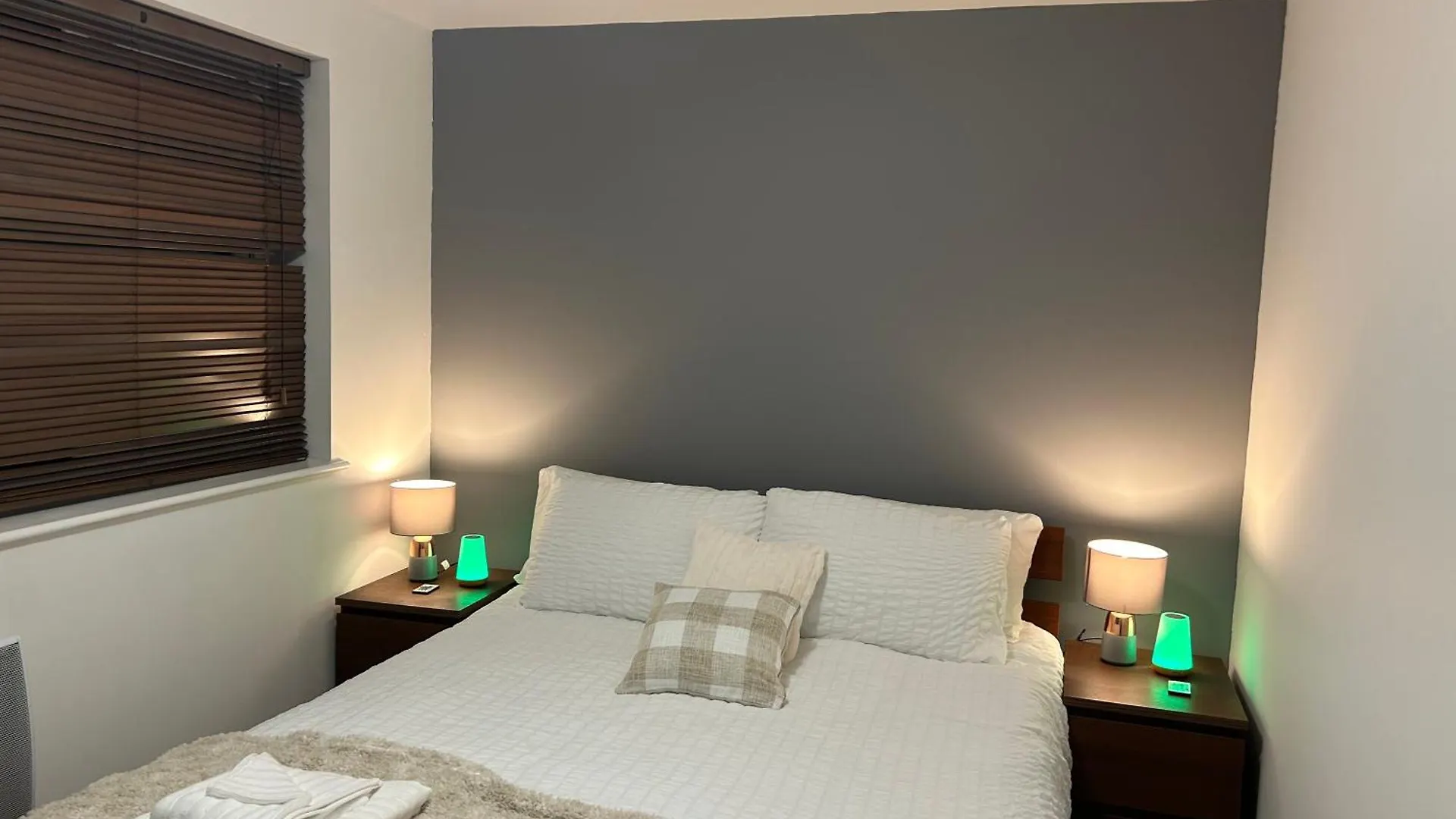 Beautiful View Apartment Near Canary Wharf location